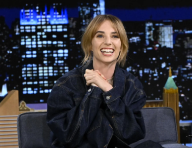 Maya Hawke Rocks Stranger Maya Hawke Rocks Stranger